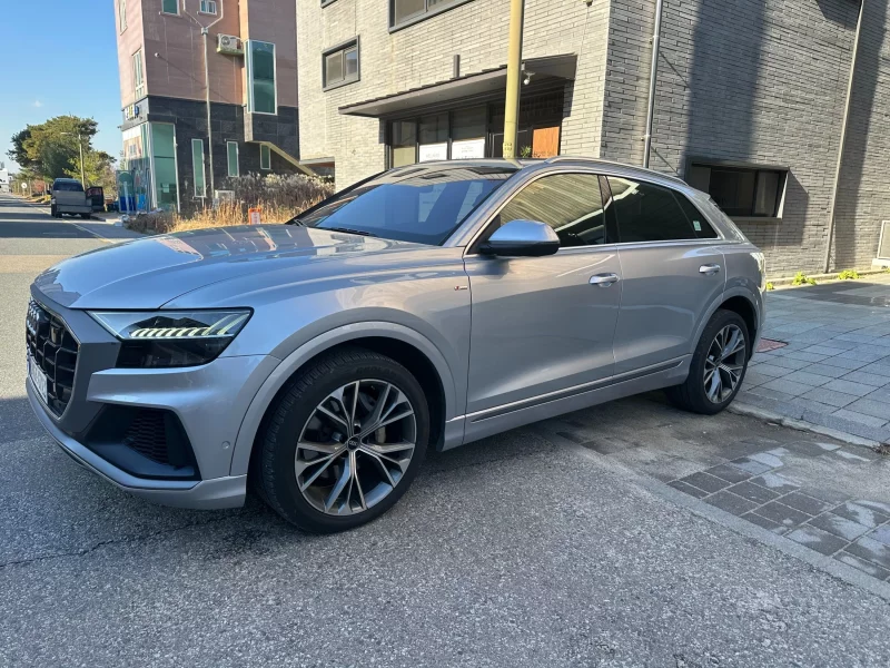 Audi Q8