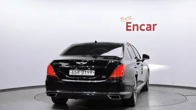Genesis EQ900