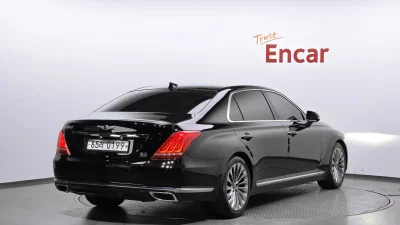 Genesis EQ900