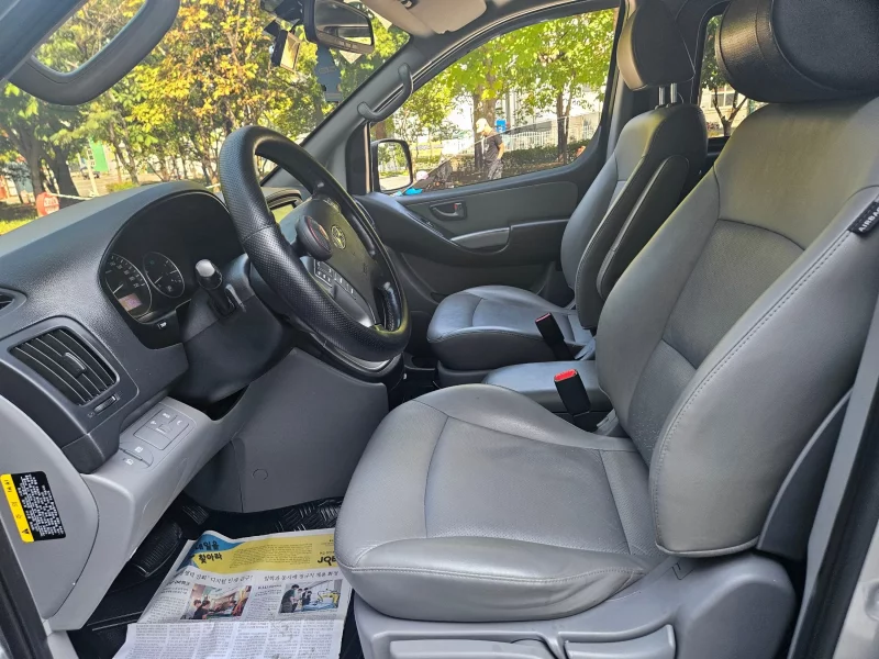 Hyundai Grand Starex