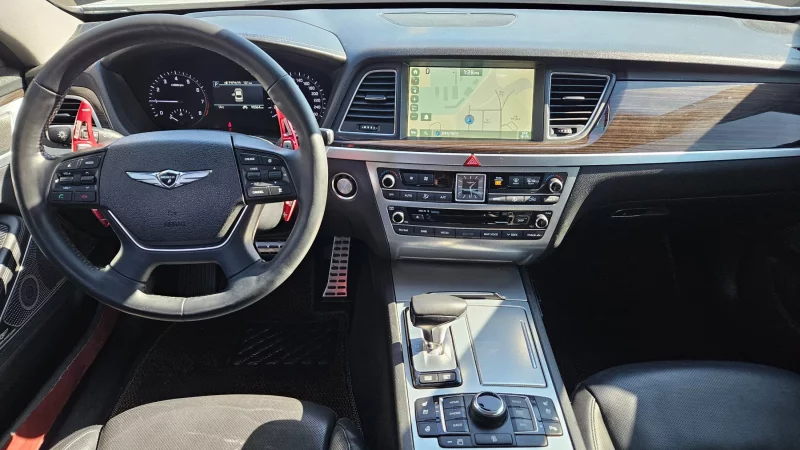Genesis G80