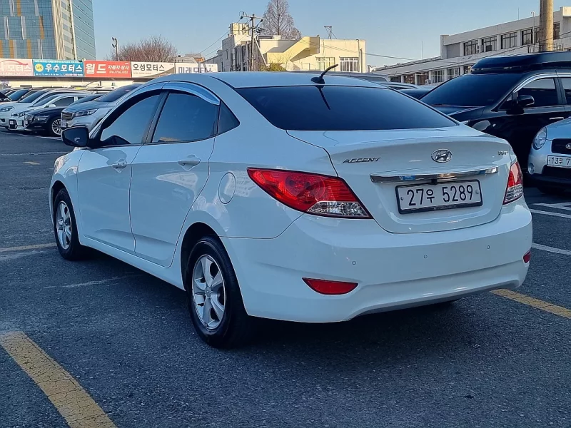 Hyundai Accent