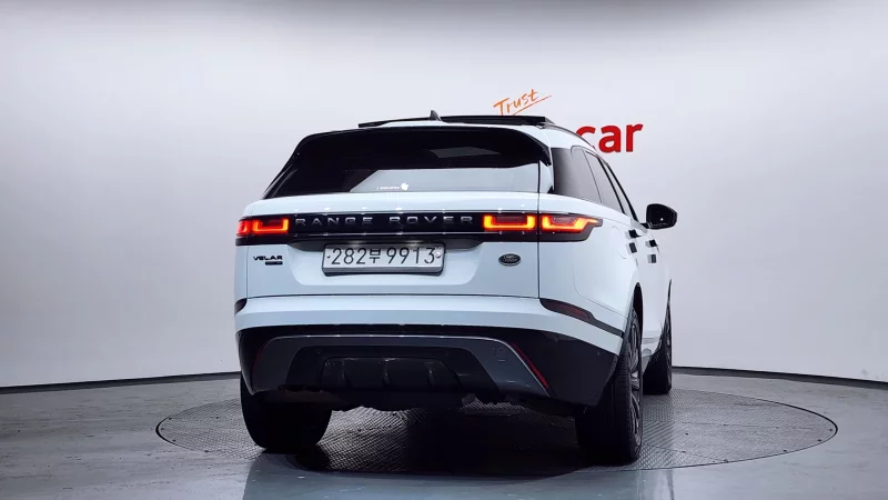 Land Rover RANGE ROVER VELAR