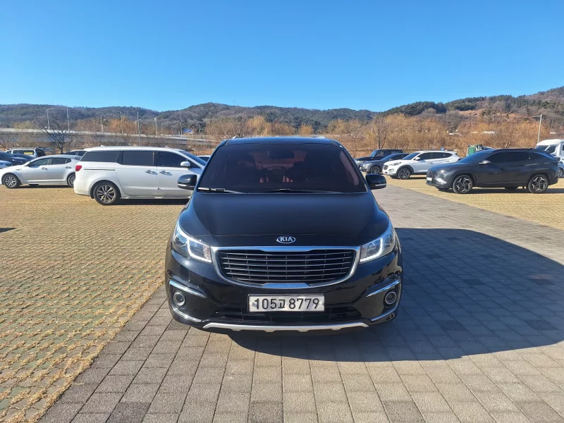 Kia Carnival