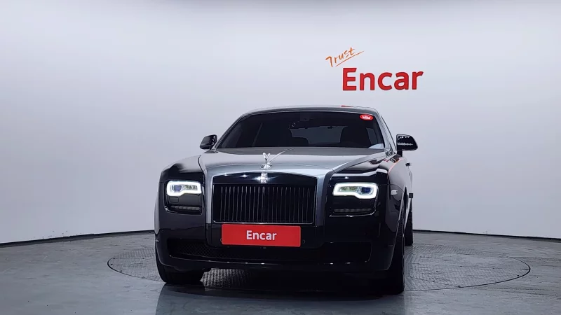 Rolls-Royce GHOST