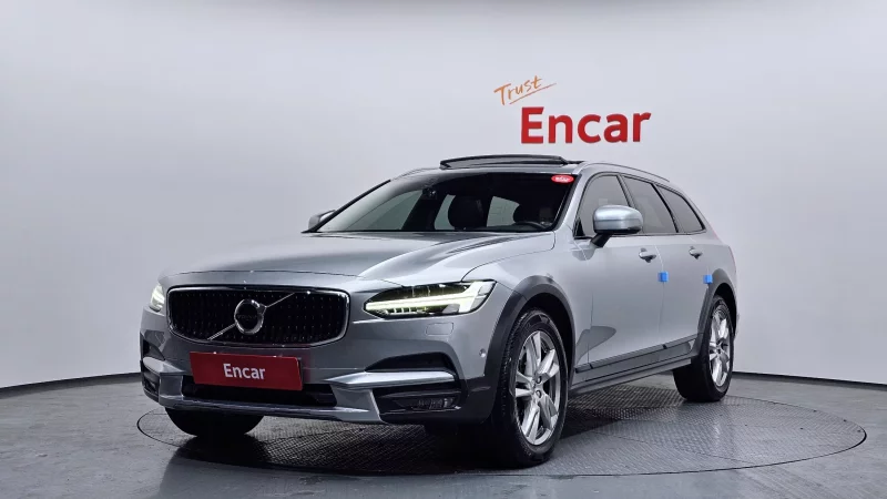 Volvo V90