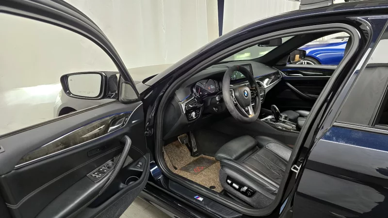 BMW 5-Series
