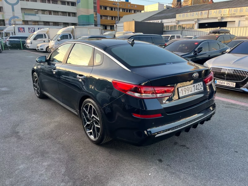 Kia K5