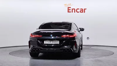BMW M8