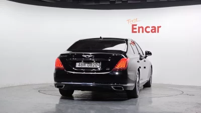 Genesis EQ900