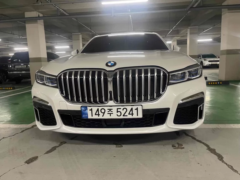 BMW 7-Series