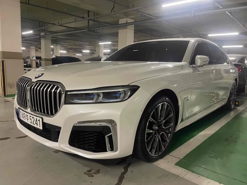 BMW 7-Series