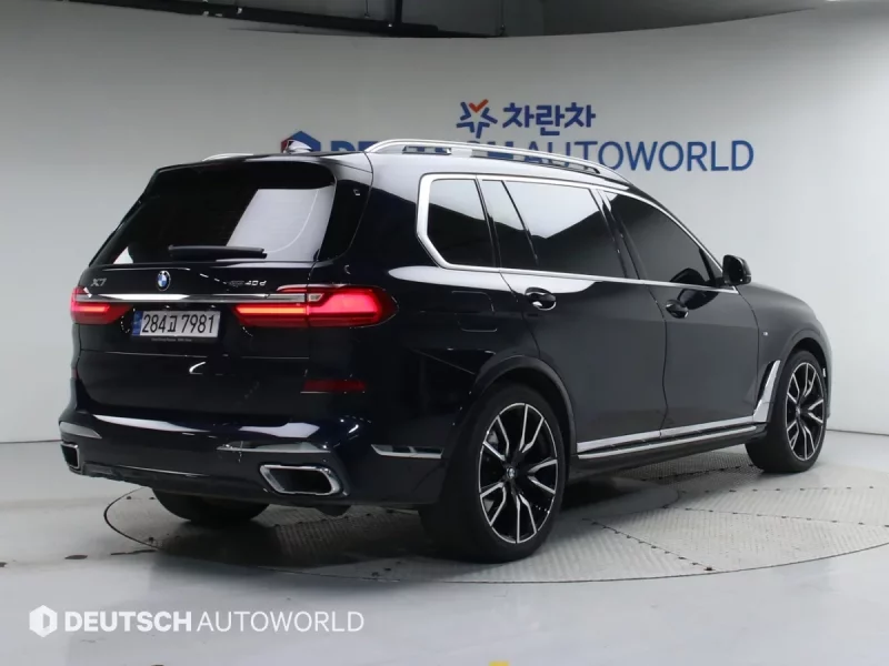 BMW X7