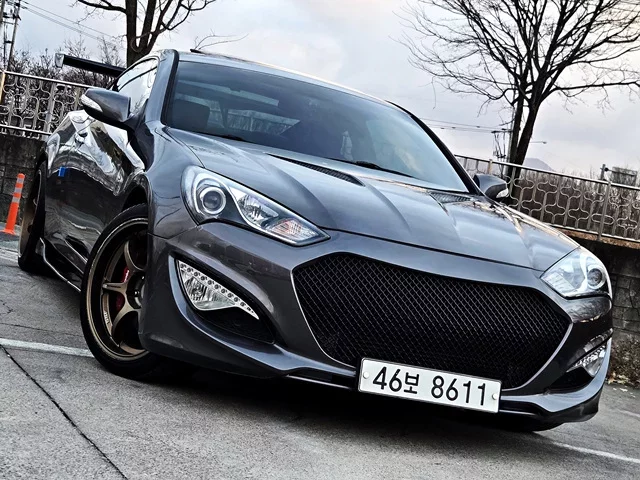 Hyundai Genesis