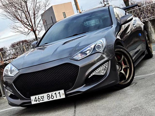 Hyundai Genesis