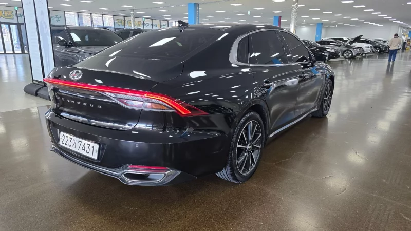 Hyundai Grandeur