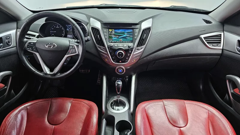 Hyundai Veloster