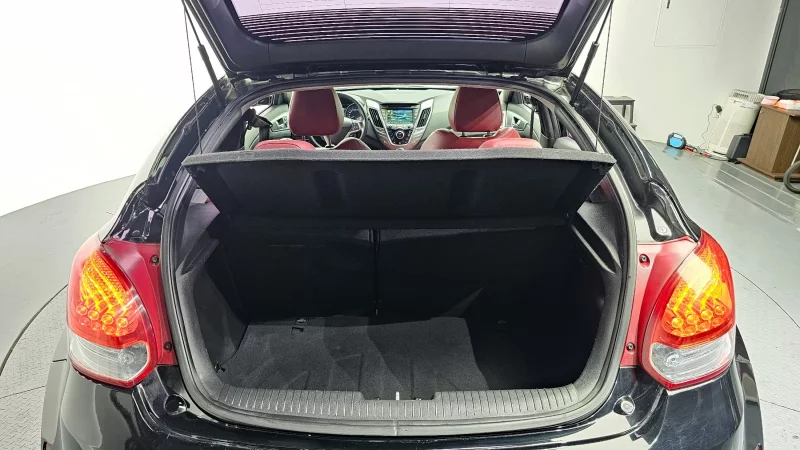 Hyundai Veloster