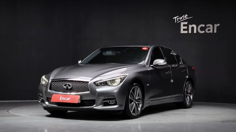 Infiniti Q50