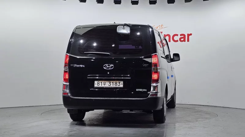 Hyundai Grand Starex