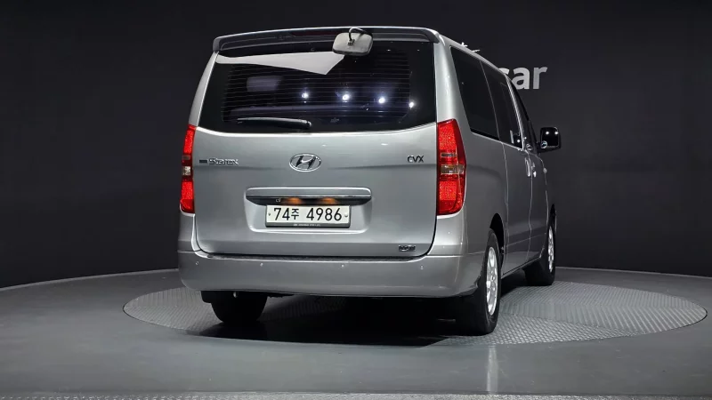 Hyundai Grand Starex