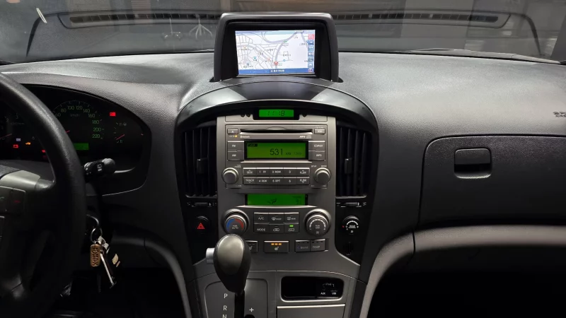 Hyundai Grand Starex