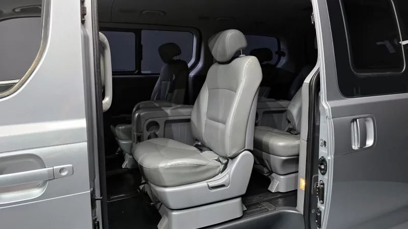 Hyundai Grand Starex