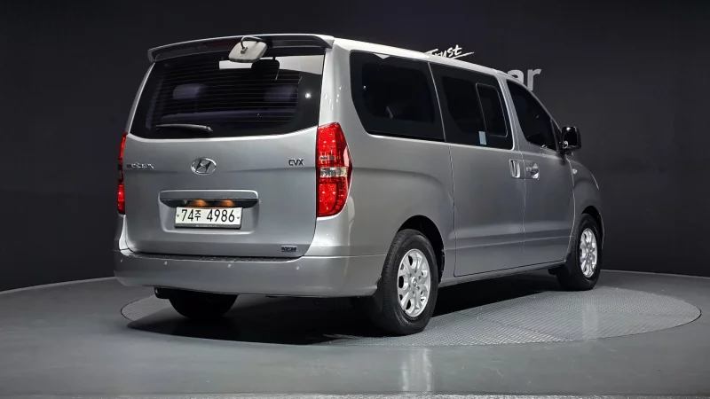 Hyundai Grand Starex