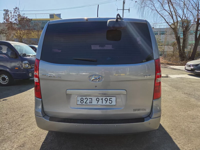 Hyundai Grand Starex