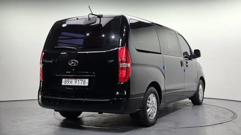 Hyundai Grand Starex