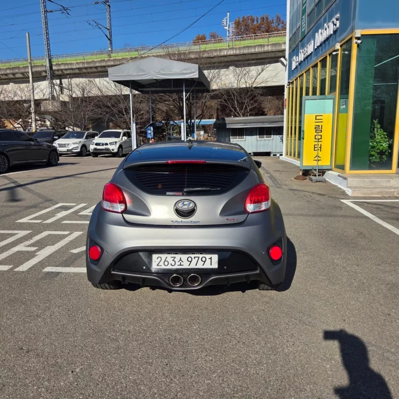 Hyundai Veloster