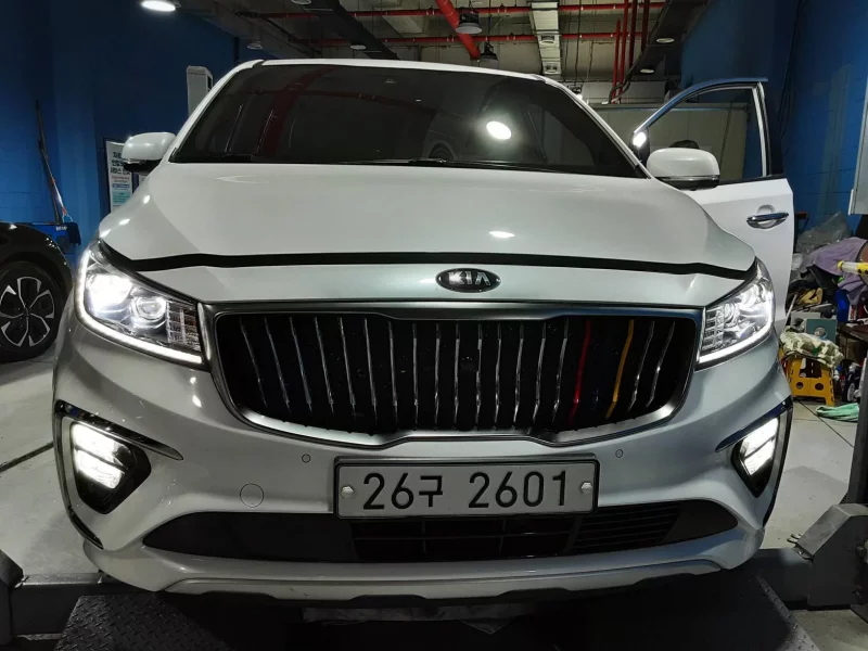 Kia Carnival