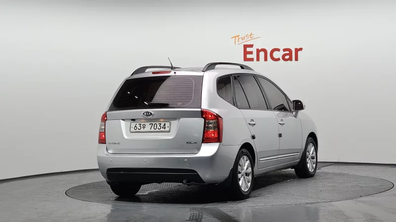 Kia Carens