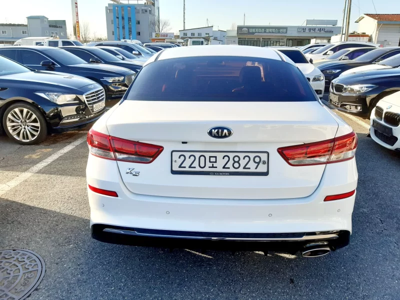 Kia K5
