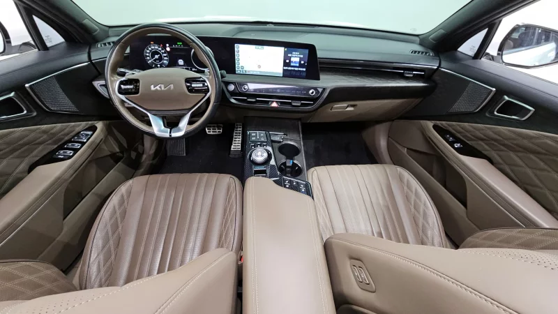 Kia K8