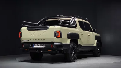 Kia Tasman