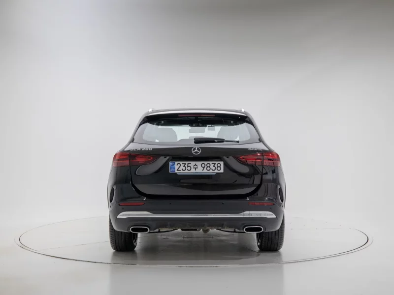 Mercedes-Benz GLA-Class