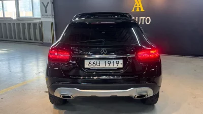 Mercedes-Benz GLA-Class