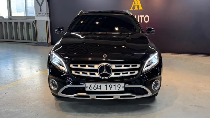 Mercedes-Benz GLA-Class