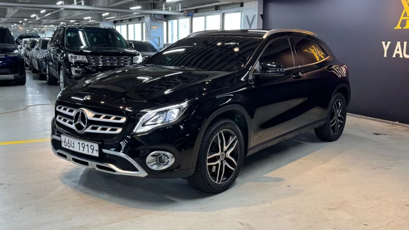 Mercedes-Benz GLA-Class