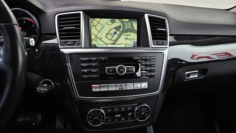 Mercedes-Benz M-class