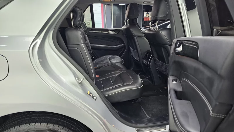 Mercedes-Benz M-class