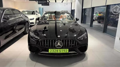 Mercedes-Benz SL-Class