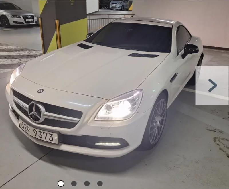 Mercedes-Benz SLK-Class