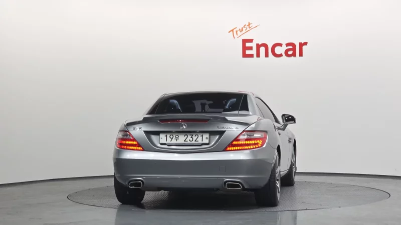 Mercedes-Benz SLK-Class