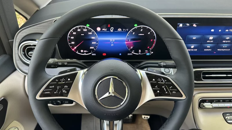 Mercedes-Benz V-Class