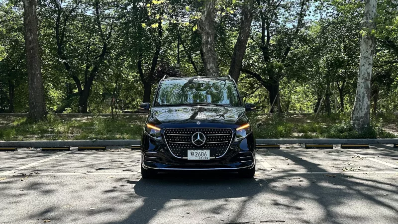 Mercedes-Benz V-Class