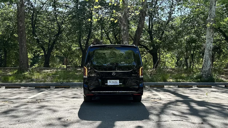 Mercedes-Benz V-Class