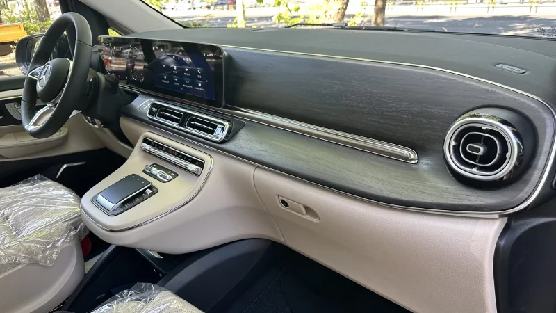 Mercedes-Benz V-Class