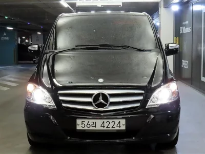Mercedes-Benz V-Class
